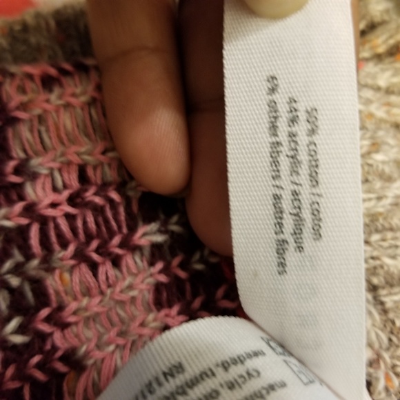 Aeropostale❤ Cute Aztec Design Knit Sweater - Picture 6 of 8